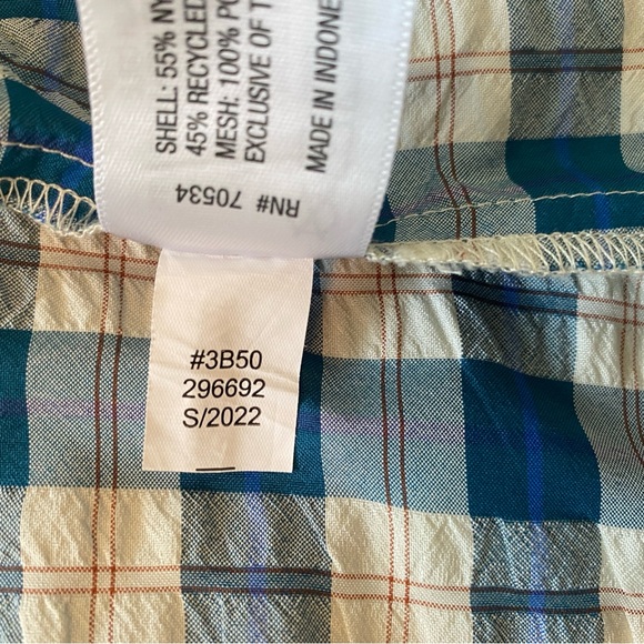 Orvis Men’s Button Up Long Sleeve Shirt Blue/White/Red Plaid Poly blend M - EUC - Picture 10 of 13